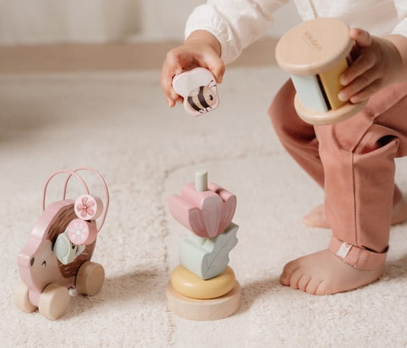 Drewniany zestaw prezentowy Fairy Garden różowy dla dziewczynki Little Dutch 1