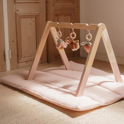 Baby gym stojak pałąk interaktywny Fairy Garden Little Dutch 2