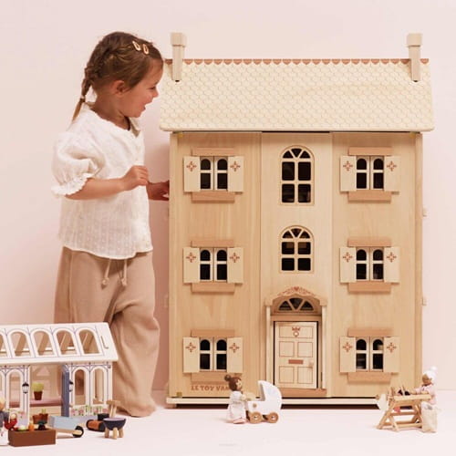 Naturalny drewniany domek dla lalek Le Toy Van 2