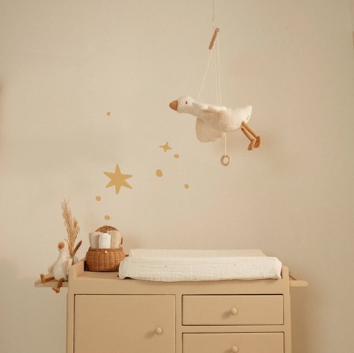Latająca gąska Newborn Naturals dekoracja Little Dutch  1